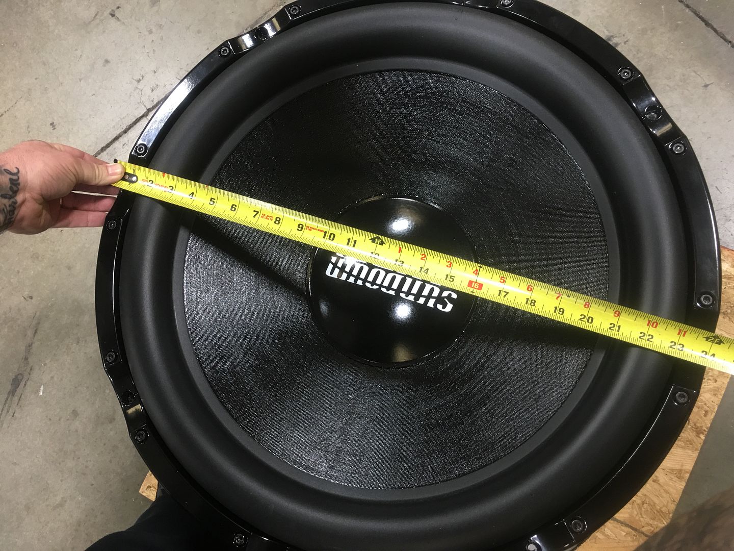 2 GIGANTIC 24" Sundown Audio Zv.5 SUBWOOFERS One GIGANTIC Box! Crazy bracing, Stacked Ports